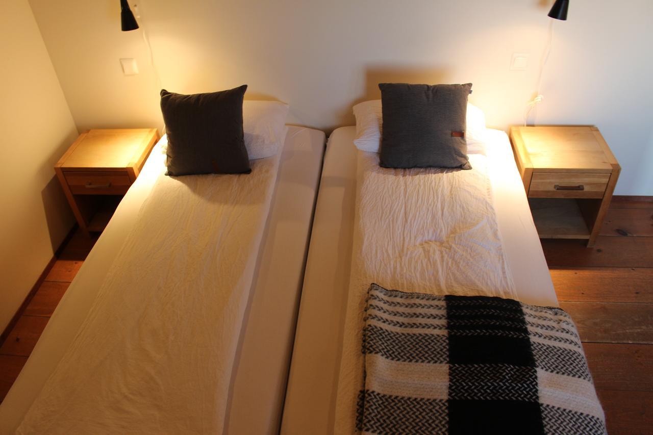 เวลคัม โฮเต็ล ลัมบาเฟลล์ Hotel Eyvindarholar ภายนอก รูปภาพ