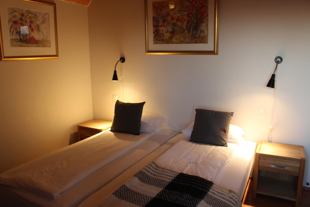 เวลคัม โฮเต็ล ลัมบาเฟลล์ Hotel Eyvindarholar ภายนอก รูปภาพ