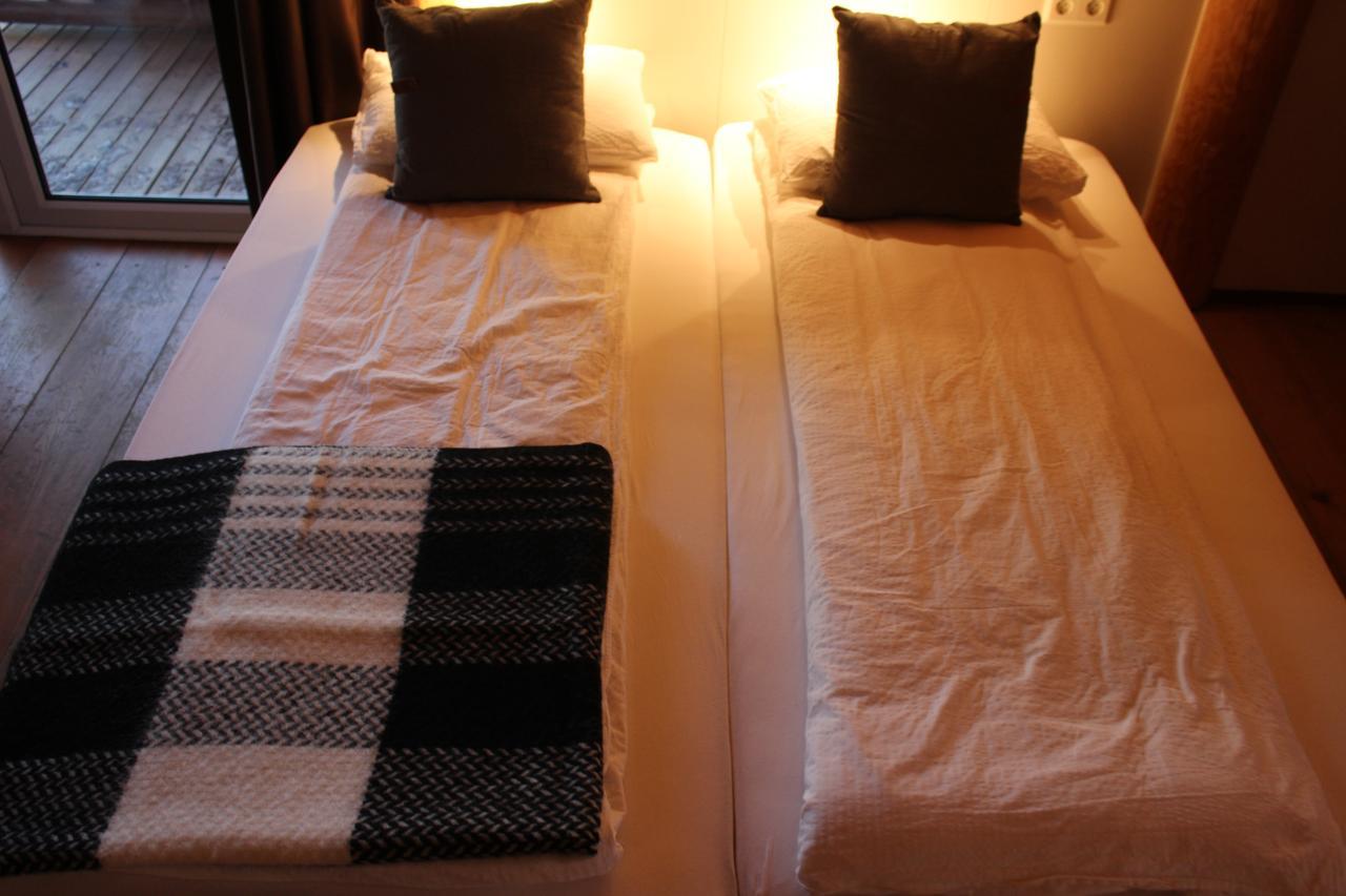 เวลคัม โฮเต็ล ลัมบาเฟลล์ Hotel Eyvindarholar ภายนอก รูปภาพ