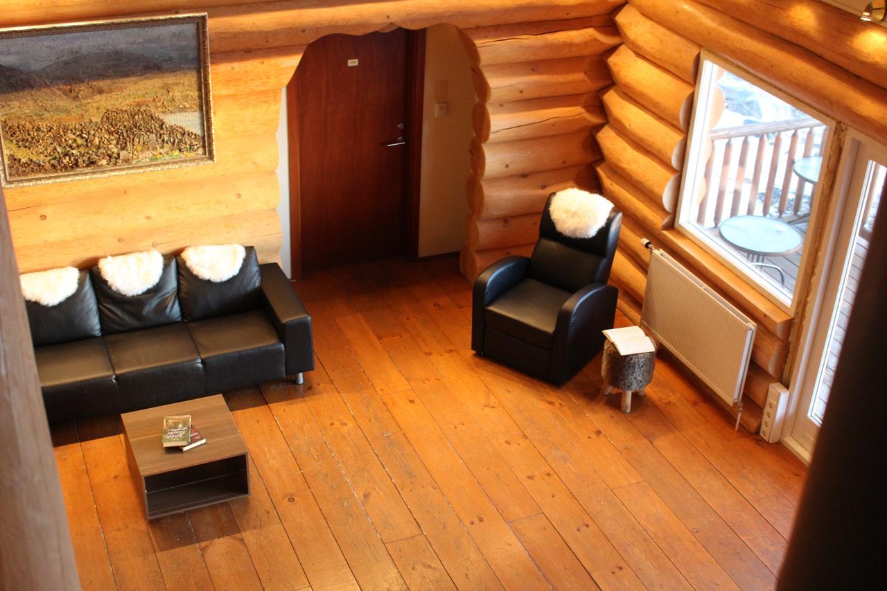 เวลคัม โฮเต็ล ลัมบาเฟลล์ Hotel Eyvindarholar ภายนอก รูปภาพ